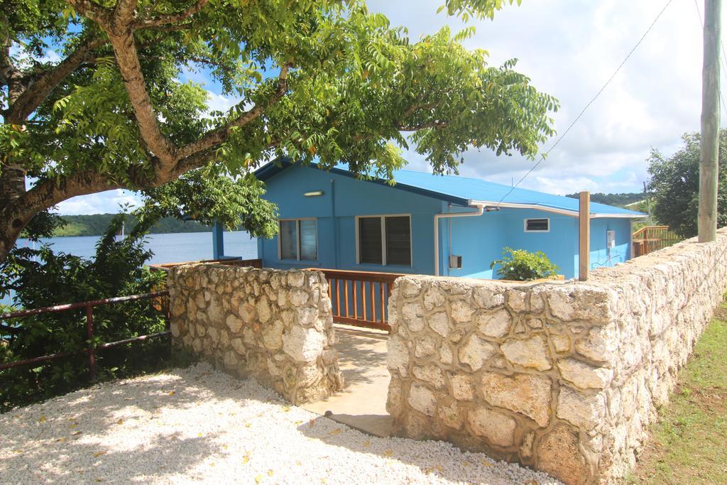 Boathouse Apartments Neiafu Extérieur photo
